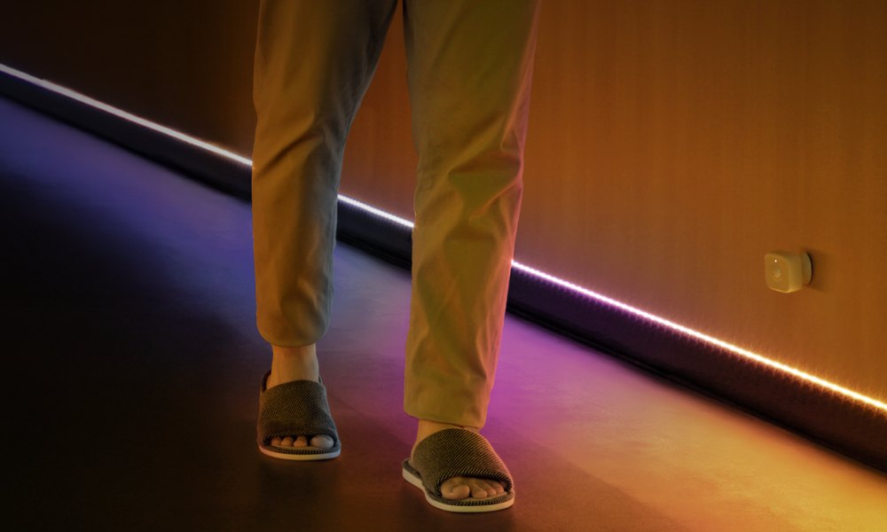 LED Strip RGBICWW automatic nighttime lighting