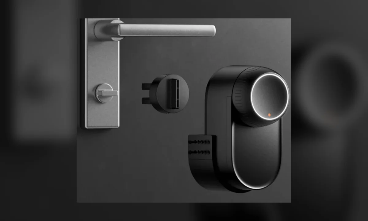 Lock Ultra Adapter Kit shown between an existing door lock and Lock Ultra